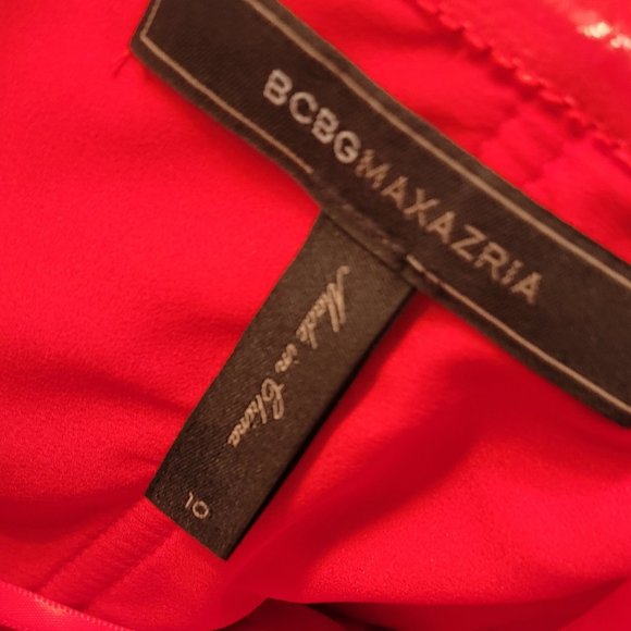 Bold red cocktail dress - Picture 3 of 4